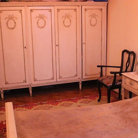 Homestay On Akademika Sakharova Sukhumi Eksteriør bilde