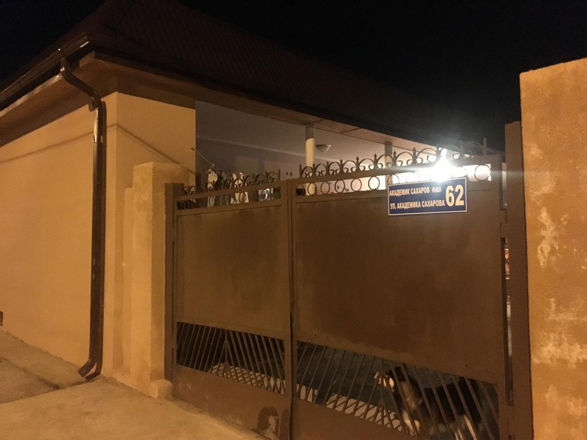 Homestay On Akademika Sakharova Sukhumi Eksteriør bilde